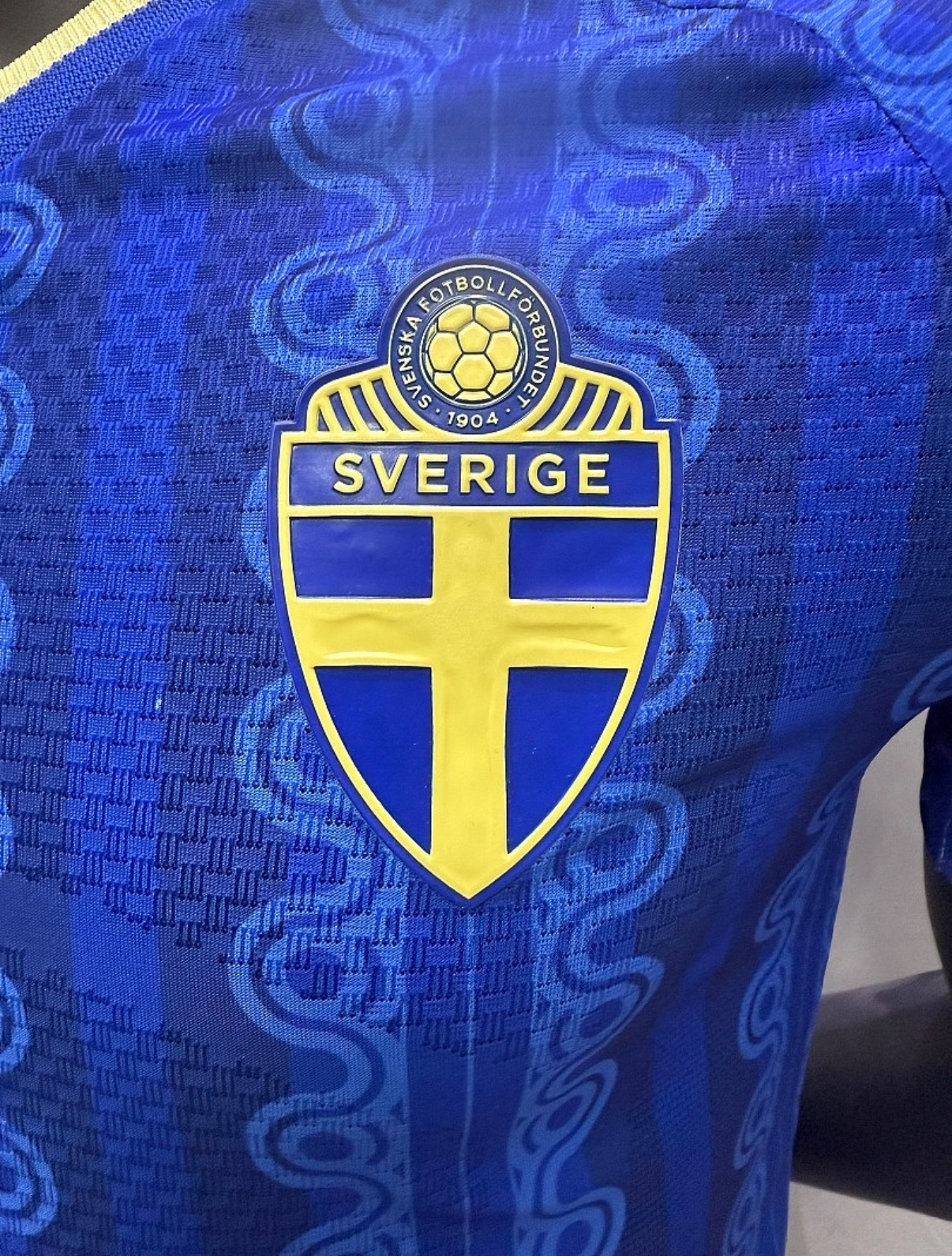 26-27 Sweden (Away)