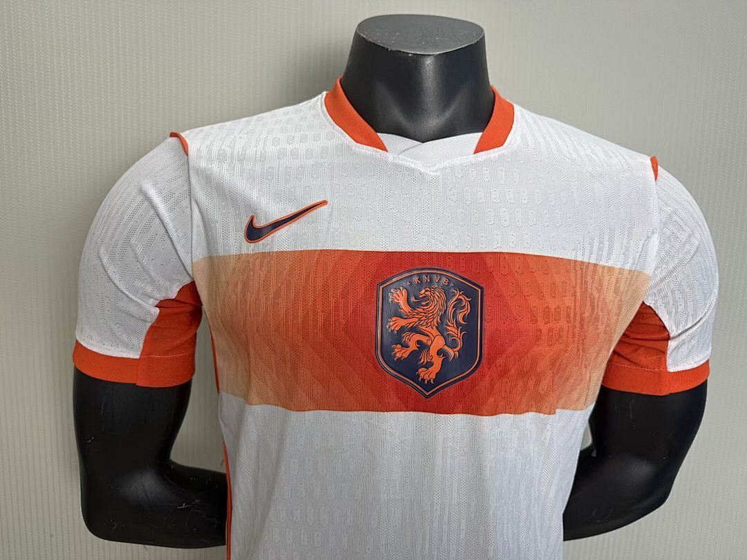 26-27 Netherlands (Away)