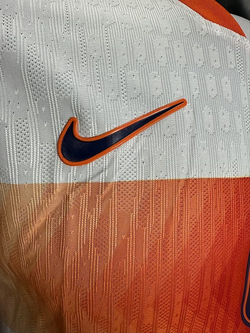 26-27 Netherlands (Away)