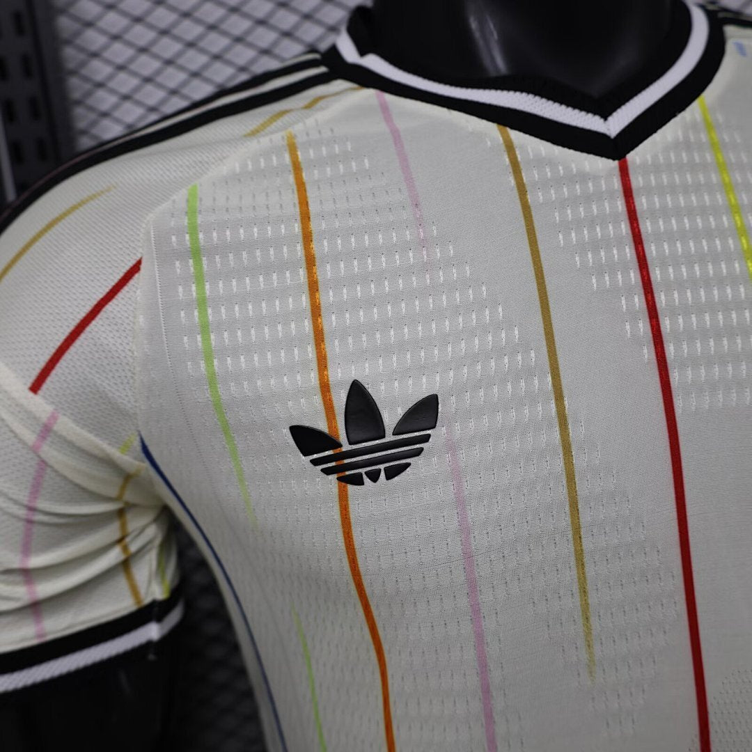26-27 Japan (Away)