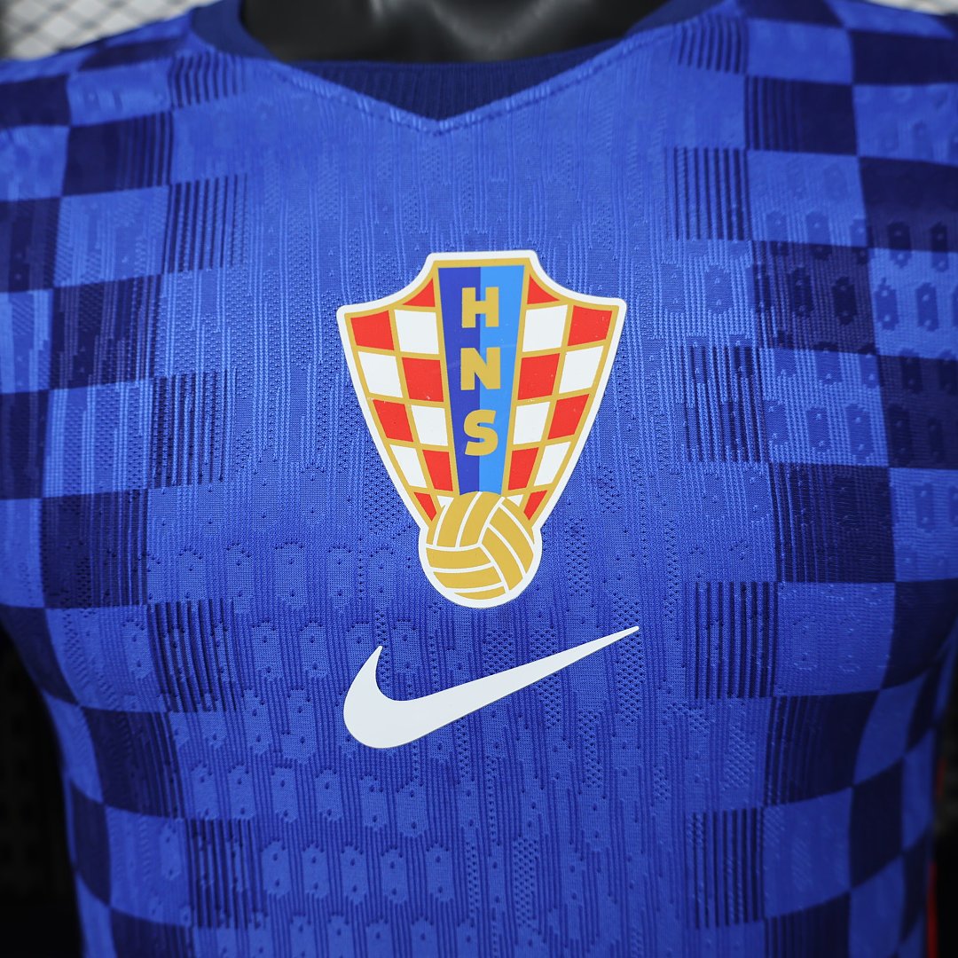 26-27 Croatia (Away)
